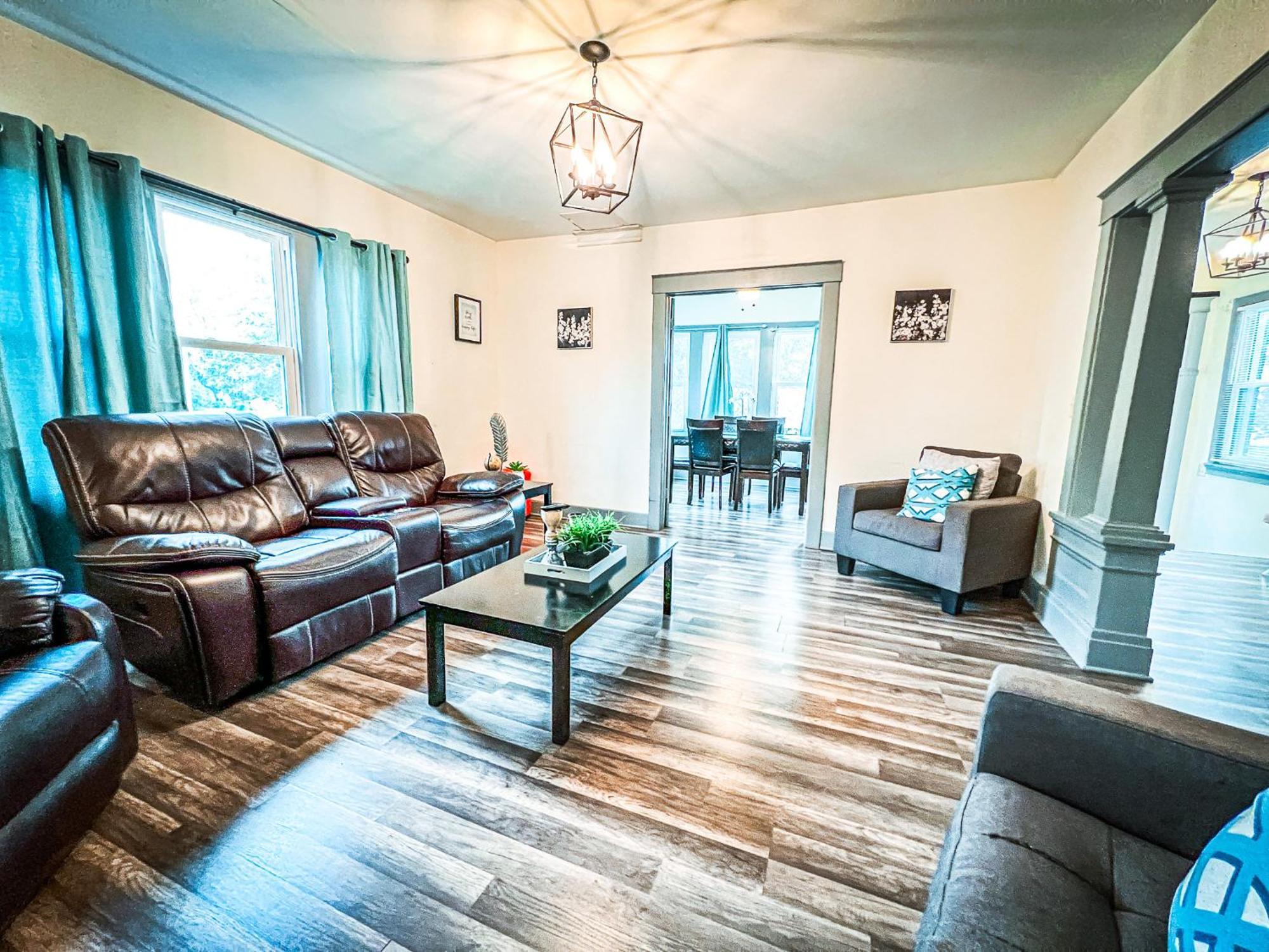 Centrally Located 5Br House In Niagarafälle Exterior foto